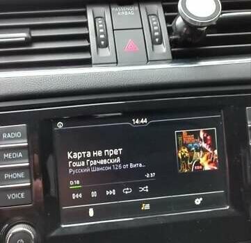 Черный Шкода Октавия, объемом двигателя 1.6 л и пробегом 326 тыс. км за 13000 $, фото 23 на Automoto.ua