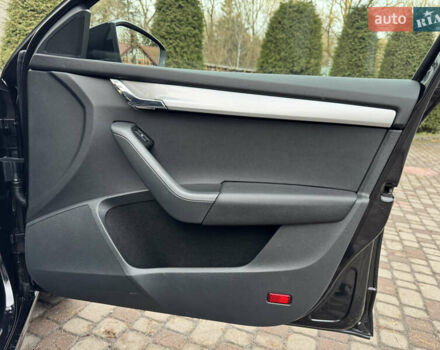 Чорний Шкода Октавія, об'ємом двигуна 1.6 л та пробігом 228 тис. км за 11899 $, фото 89 на Automoto.ua