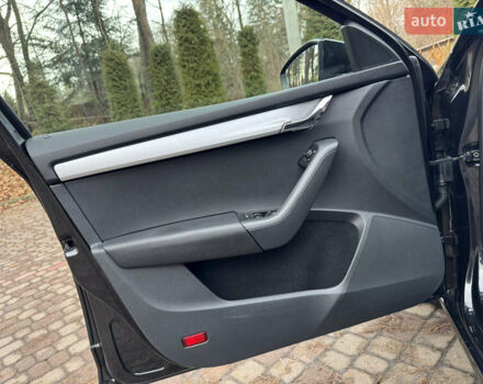 Чорний Шкода Октавія, об'ємом двигуна 1.6 л та пробігом 228 тис. км за 11899 $, фото 71 на Automoto.ua