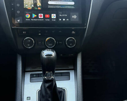 Чорний Шкода Октавія, об'ємом двигуна 1.6 л та пробігом 263 тис. км за 11200 $, фото 12 на Automoto.ua