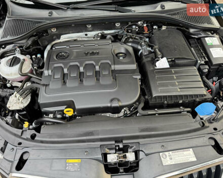 Черный Шкода Октавия, объемом двигателя 1.6 л и пробегом 228 тыс. км за 11999 $, фото 112 на Automoto.ua