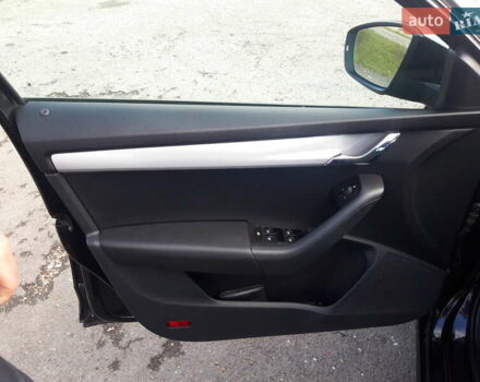 Черный Шкода Октавия, объемом двигателя 2 л и пробегом 227 тыс. км за 12900 $, фото 11 на Automoto.ua