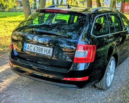 Черный Шкода Октавия, объемом двигателя 1.6 л и пробегом 253 тыс. км за 10900 $, фото 5 на Automoto.ua