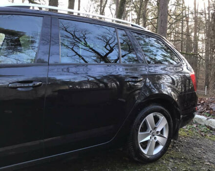 Чорний Шкода Октавія, об'ємом двигуна 2 л та пробігом 261 тис. км за 11700 $, фото 3 на Automoto.ua