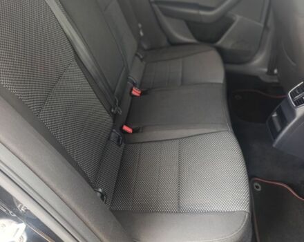 Черный Шкода Октавия, объемом двигателя 2 л и пробегом 213 тыс. км за 10800 $, фото 5 на Automoto.ua