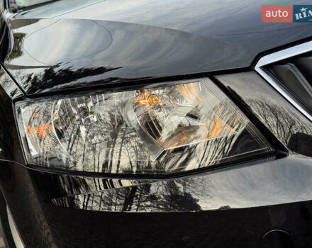 Черный Шкода Октавия, объемом двигателя 1.6 л и пробегом 228 тыс. км за 11999 $, фото 7 на Automoto.ua