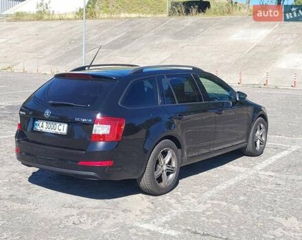 Черный Шкода Октавия, объемом двигателя 1.97 л и пробегом 332 тыс. км за 12900 $, фото 5 на Automoto.ua