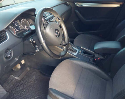 Чорний Шкода Октавія, об'ємом двигуна 2 л та пробігом 298 тис. км за 13000 $, фото 38 на Automoto.ua