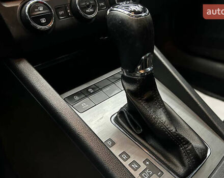 Черный Шкода Октавия, объемом двигателя 1.97 л и пробегом 316 тыс. км за 13100 $, фото 8 на Automoto.ua