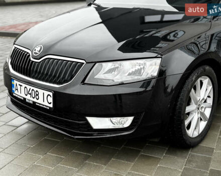 Чорний Шкода Октавія, об'ємом двигуна 1.6 л та пробігом 149 тис. км за 10999 $, фото 5 на Automoto.ua