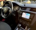 Черный Шкода Октавия, объемом двигателя 1.6 л и пробегом 211 тыс. км за 12950 $, фото 7 на Automoto.ua
