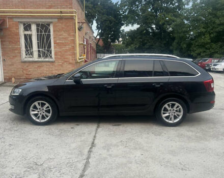 Черный Шкода Октавия, объемом двигателя 1.6 л и пробегом 216 тыс. км за 14400 $, фото 2 на Automoto.ua