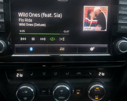 Черный Шкода Октавия, объемом двигателя 1.6 л и пробегом 216 тыс. км за 14400 $, фото 16 на Automoto.ua