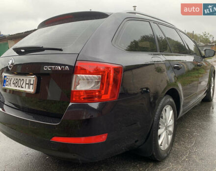Черный Шкода Октавия, объемом двигателя 2 л и пробегом 255 тыс. км за 12750 $, фото 4 на Automoto.ua