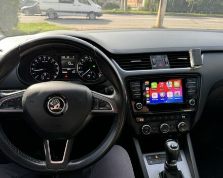 Чорний Шкода Октавія, об'ємом двигуна 2 л та пробігом 300 тис. км за 12500 $, фото 10 на Automoto.ua