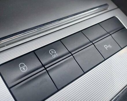 Черный Шкода Октавия, объемом двигателя 1.97 л и пробегом 332 тыс. км за 12900 $, фото 12 на Automoto.ua