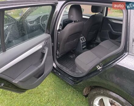 Черный Шкода Октавия, объемом двигателя 1.6 л и пробегом 207 тыс. км за 11300 $, фото 4 на Automoto.ua