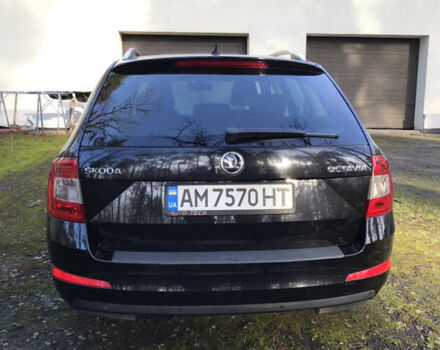 Чорний Шкода Октавія, об'ємом двигуна 2 л та пробігом 261 тис. км за 11700 $, фото 5 на Automoto.ua