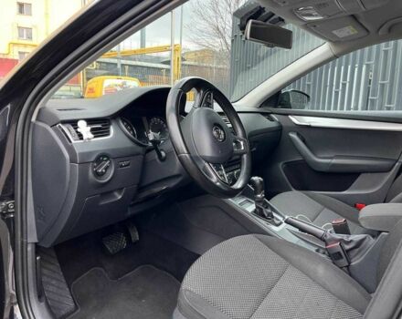 Чорний Шкода Октавія, об'ємом двигуна 2 л та пробігом 266 тис. км за 13990 $, фото 7 на Automoto.ua