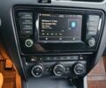 Черный Шкода Октавия, объемом двигателя 1.6 л и пробегом 230 тыс. км за 12000 $, фото 7 на Automoto.ua