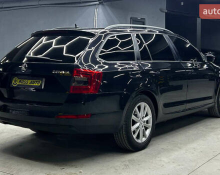 Черный Шкода Октавия, объемом двигателя 1.97 л и пробегом 316 тыс. км за 13100 $, фото 5 на Automoto.ua