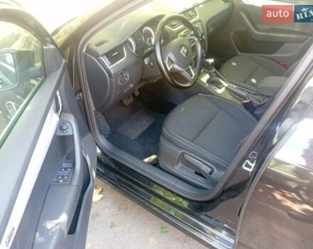 Черный Шкода Октавия, объемом двигателя 1.8 л и пробегом 210 тыс. км за 11500 $, фото 30 на Automoto.ua