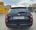 Черный Шкода Октавия, объемом двигателя 1.6 л и пробегом 250 тыс. км за 13000 $, фото 5 на Automoto.ua