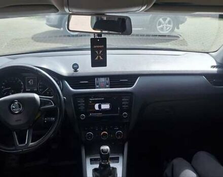 Чорний Шкода Октавія, об'ємом двигуна 2 л та пробігом 248 тис. км за 11300 $, фото 8 на Automoto.ua