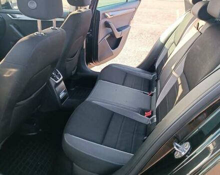 Черный Шкода Октавия, объемом двигателя 1.97 л и пробегом 308 тыс. км за 13200 $, фото 7 на Automoto.ua