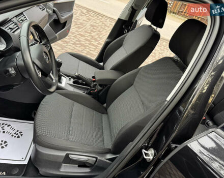 Черный Шкода Октавия, объемом двигателя 1.6 л и пробегом 228 тыс. км за 11999 $, фото 73 на Automoto.ua