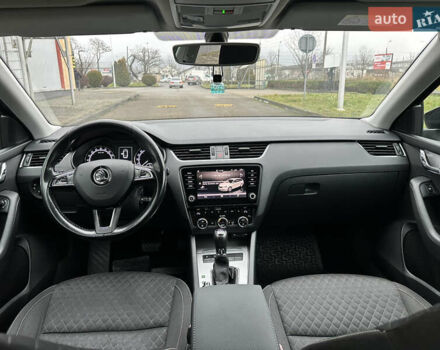 Черный Шкода Октавия, объемом двигателя 1.6 л и пробегом 230 тыс. км за 12700 $, фото 16 на Automoto.ua