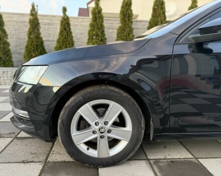 Черный Шкода Октавия, объемом двигателя 1.6 л и пробегом 243 тыс. км за 13850 $, фото 12 на Automoto.ua