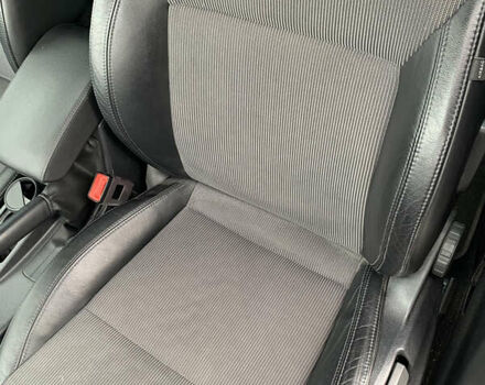 Черный Шкода Октавия, объемом двигателя 1.6 л и пробегом 239 тыс. км за 12200 $, фото 7 на Automoto.ua