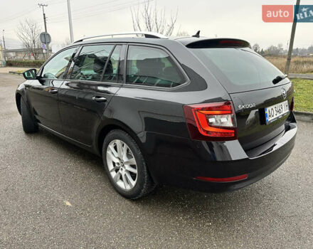 Черный Шкода Октавия, объемом двигателя 1.6 л и пробегом 230 тыс. км за 12700 $, фото 3 на Automoto.ua