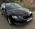Черный Шкода Октавия, объемом двигателя 1.6 л и пробегом 314 тыс. км за 13999 $, фото 1 на Automoto.ua