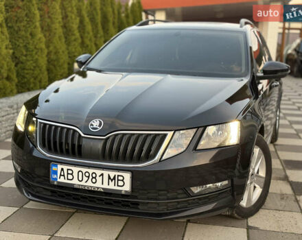 Чорний Шкода Октавія, об'ємом двигуна 1.6 л та пробігом 243 тис. км за 13850 $, фото 2 на Automoto.ua