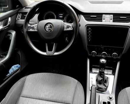 Чорний Шкода Октавія, об'ємом двигуна 1.6 л та пробігом 212 тис. км за 14200 $, фото 8 на Automoto.ua