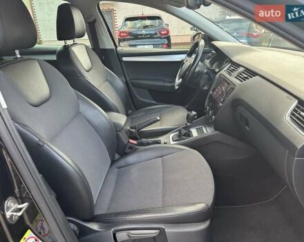 Черный Шкода Октавия, объемом двигателя 1.6 л и пробегом 222 тыс. км за 13850 $, фото 26 на Automoto.ua