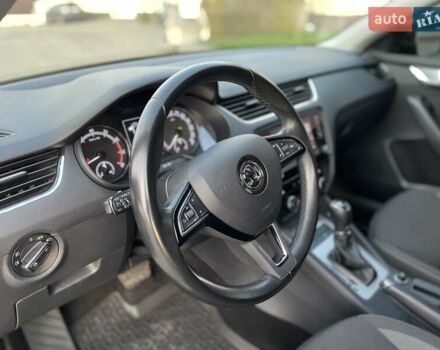 Черный Шкода Октавия, объемом двигателя 1.4 л и пробегом 241 тыс. км за 12900 $, фото 113 на Automoto.ua