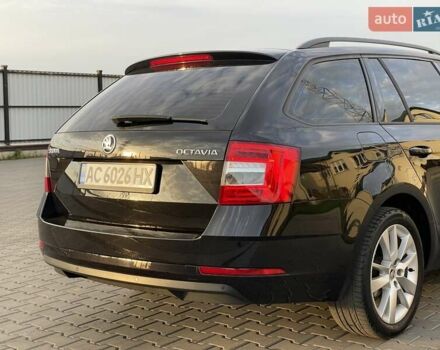 Черный Шкода Октавия, объемом двигателя 1.4 л и пробегом 241 тыс. км за 12900 $, фото 39 на Automoto.ua