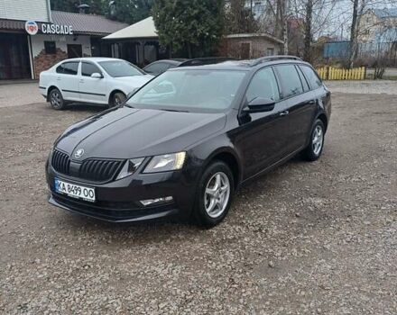 Черный Шкода Октавия, объемом двигателя 1.6 л и пробегом 270 тыс. км за 14000 $, фото 1 на Automoto.ua