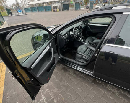 Черный Шкода Октавия, объемом двигателя 1.6 л и пробегом 247 тыс. км за 12700 $, фото 5 на Automoto.ua