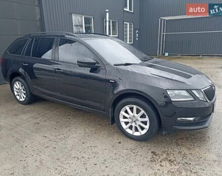 Чорний Шкода Октавія, об'ємом двигуна 1.97 л та пробігом 268 тис. км за 14600 $, фото 4 на Automoto.ua