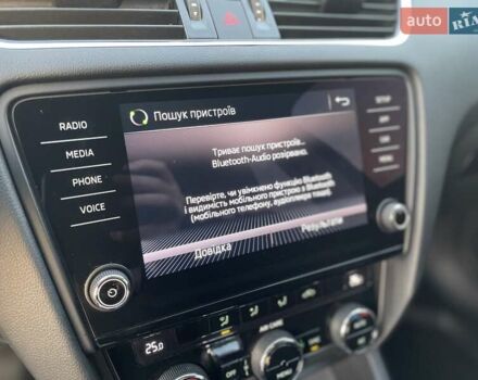 Черный Шкода Октавия, объемом двигателя 1.4 л и пробегом 241 тыс. км за 12900 $, фото 100 на Automoto.ua