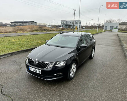 Черный Шкода Октавия, объемом двигателя 1.6 л и пробегом 230 тыс. км за 12700 $, фото 9 на Automoto.ua