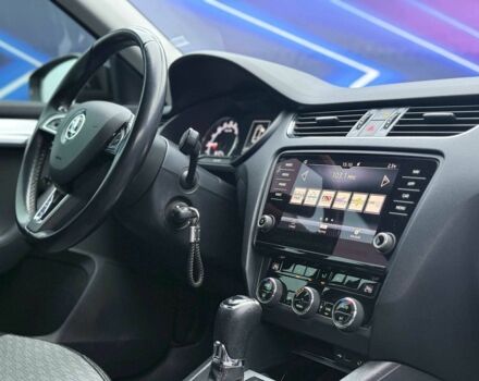 Черный Шкода Октавия, объемом двигателя 1.6 л и пробегом 238 тыс. км за 12499 $, фото 9 на Automoto.ua