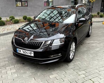 Чорний Шкода Октавія, об'ємом двигуна 1.6 л та пробігом 212 тис. км за 14200 $, фото 7 на Automoto.ua