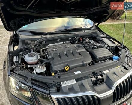 Черный Шкода Октавия, объемом двигателя 1.6 л и пробегом 222 тыс. км за 13850 $, фото 46 на Automoto.ua