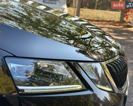 Чорний Шкода Октавія, об'ємом двигуна 1.6 л та пробігом 217 тис. км за 14300 $, фото 10 на Automoto.ua