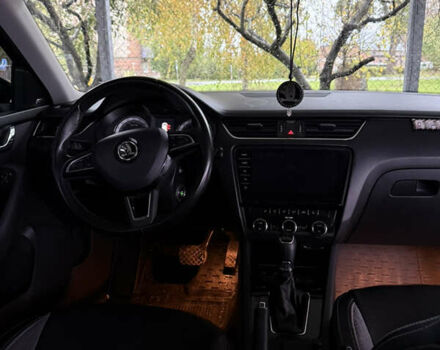 Черный Шкода Октавия, объемом двигателя 1.6 л и пробегом 306 тыс. км за 14500 $, фото 18 на Automoto.ua